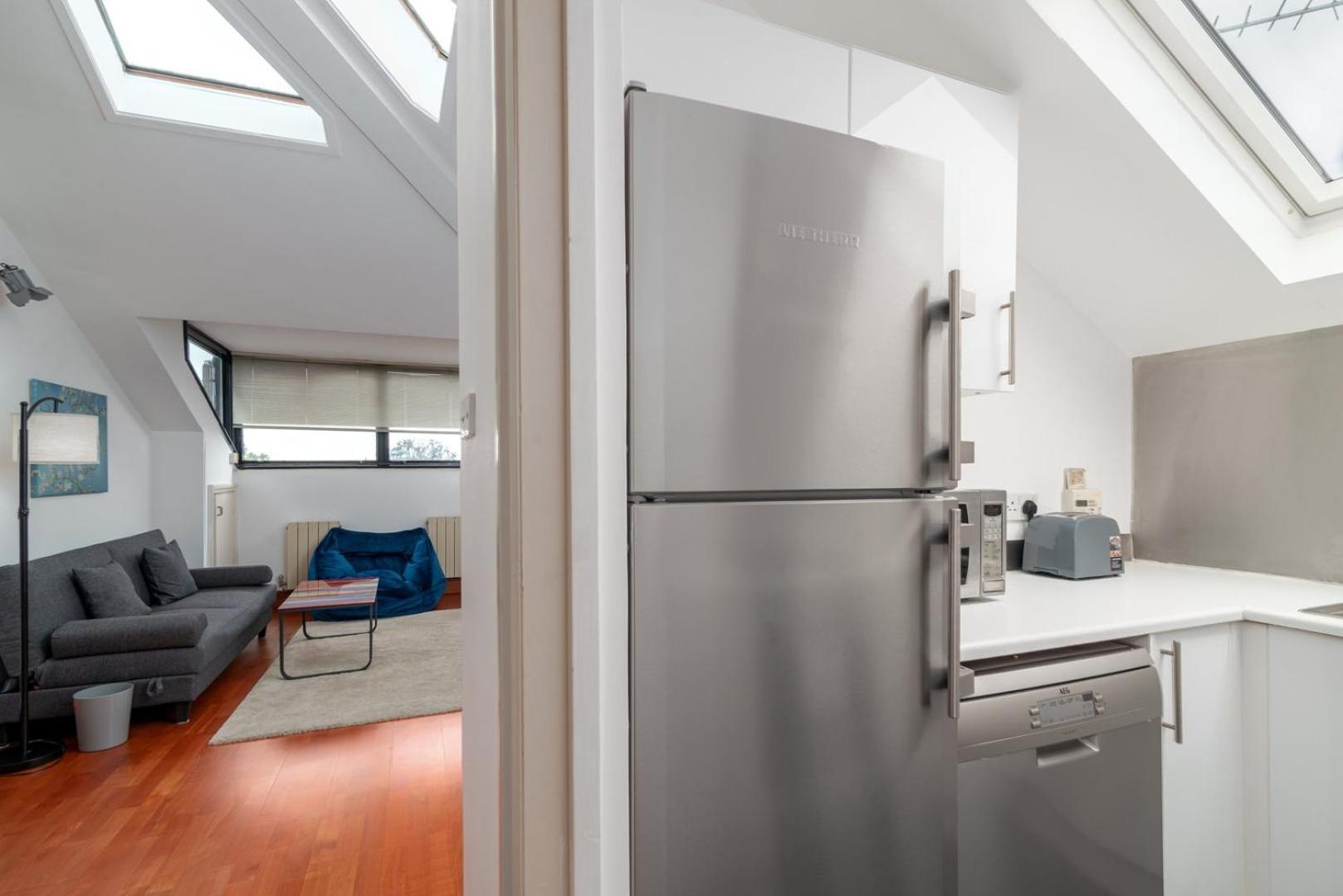 Guestready - Sunny Top Floor Flat With Views London